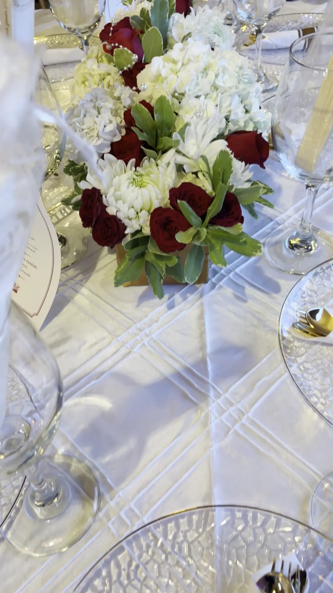 Petite floral arrangement for refined table styling